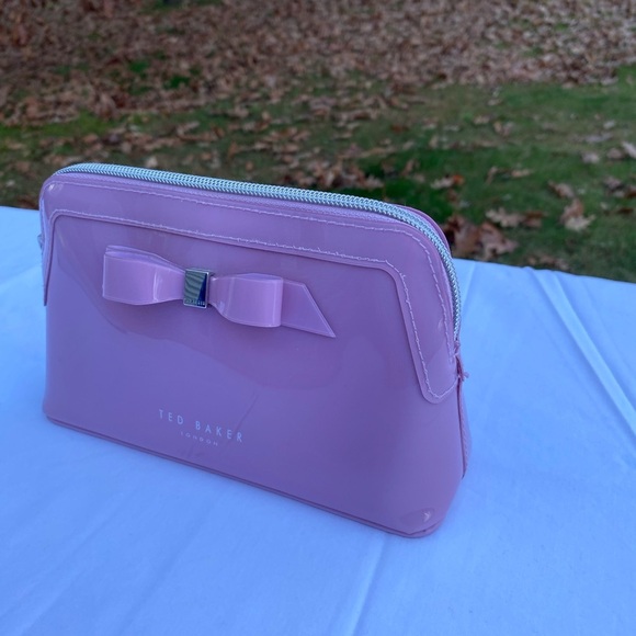 Ted Baker Clutch Pink with Bow Zippered Closure - Picture 6 of 8
